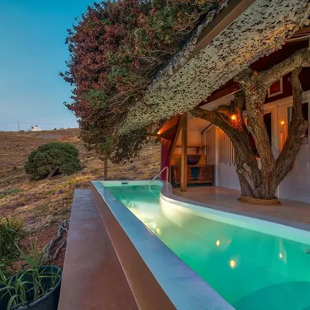 On The Rocks Villa